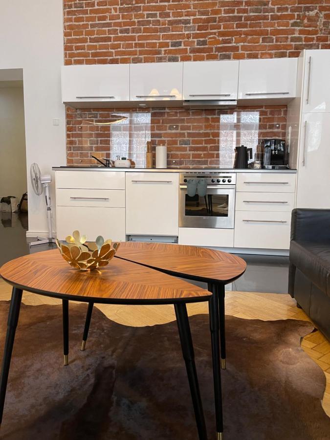 Golden Pearl - Main Square, 100 Sqm, 4 Rooms Krakow Bagian luar foto