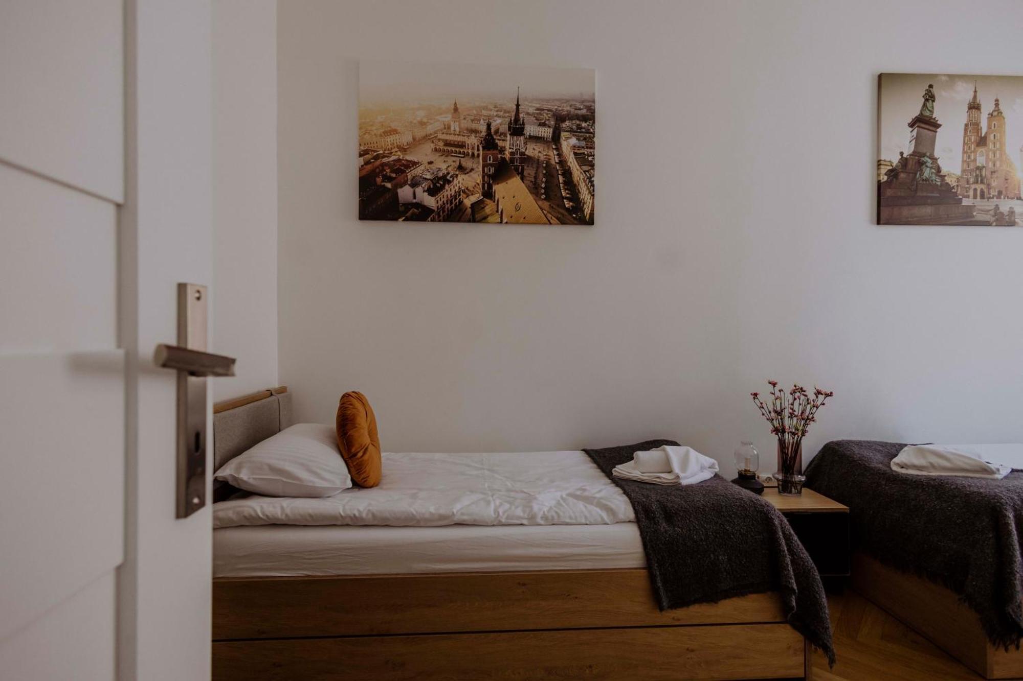Golden Pearl - Main Square, 100 Sqm, 4 Rooms Krakow Bagian luar foto
