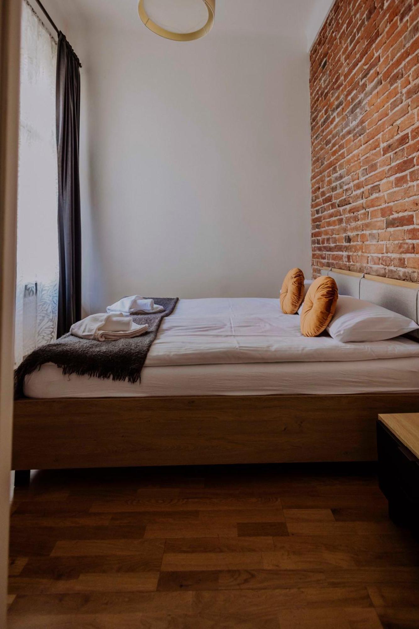 Golden Pearl - Main Square, 100 Sqm, 4 Rooms Krakow Bagian luar foto