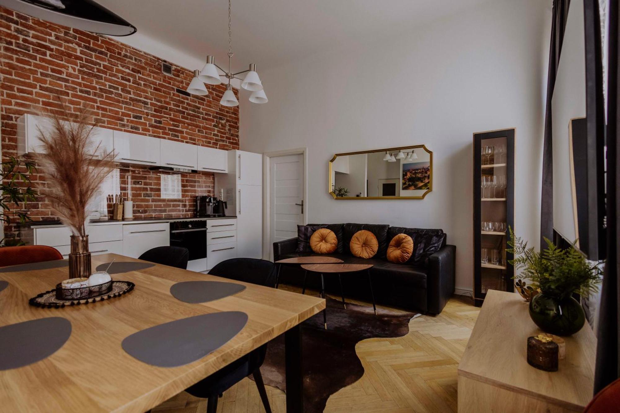 Golden Pearl - Main Square, 100 Sqm, 4 Rooms Krakow Bagian luar foto